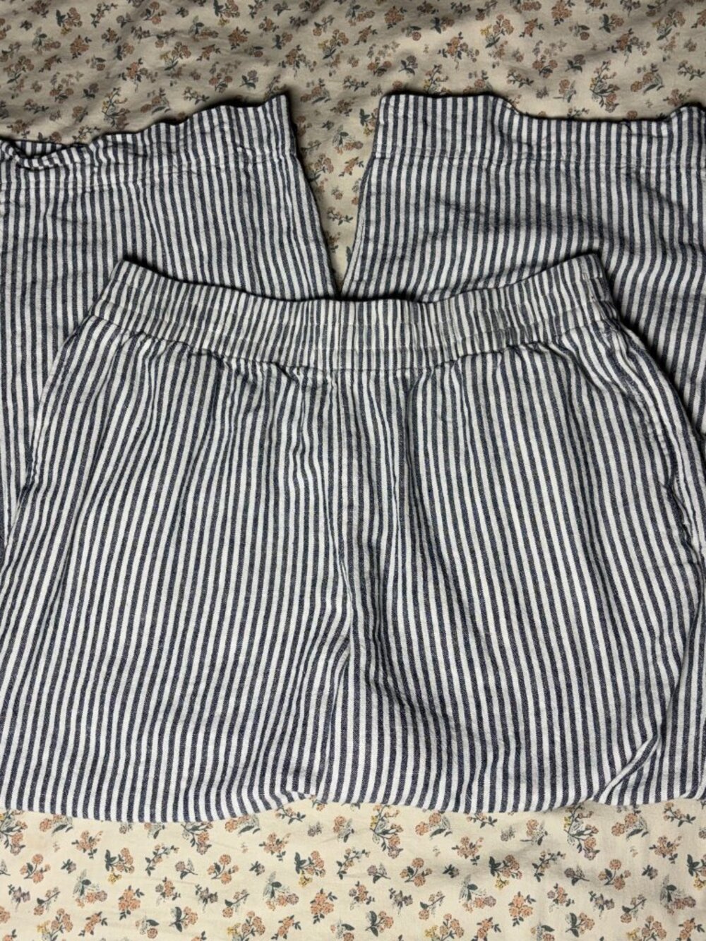 Old Navy Blue and White Striped Linen Pants Elastic Waist Pockets Womens Large - Picture 2 of 7